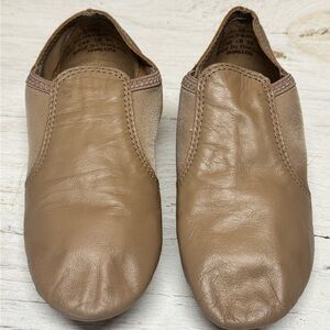 Capezio Tan Leather Dance Shoes